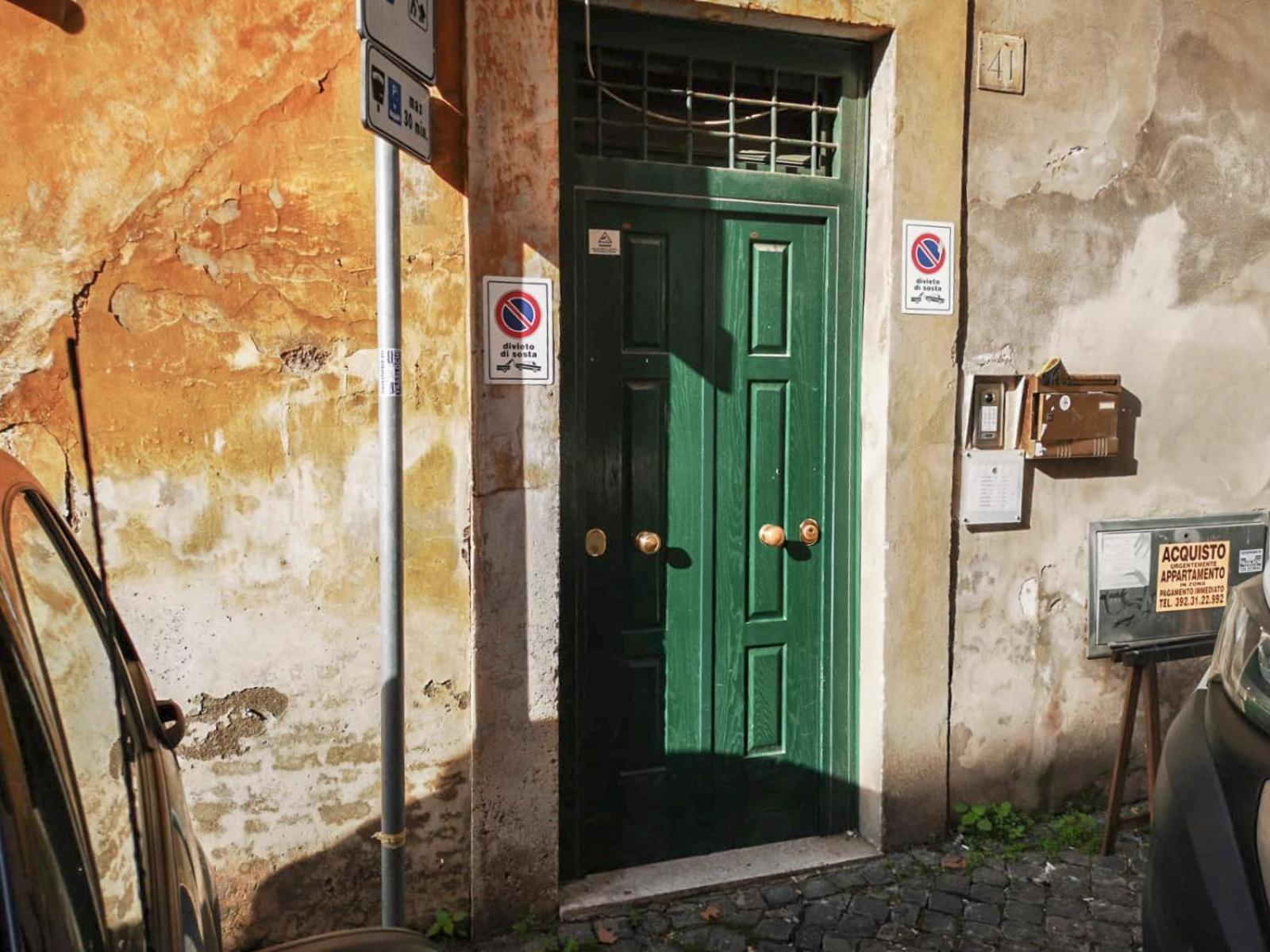Flatinrome Trastevere Deluxe Rooms - Green Patio المظهر الخارجي الصورة
