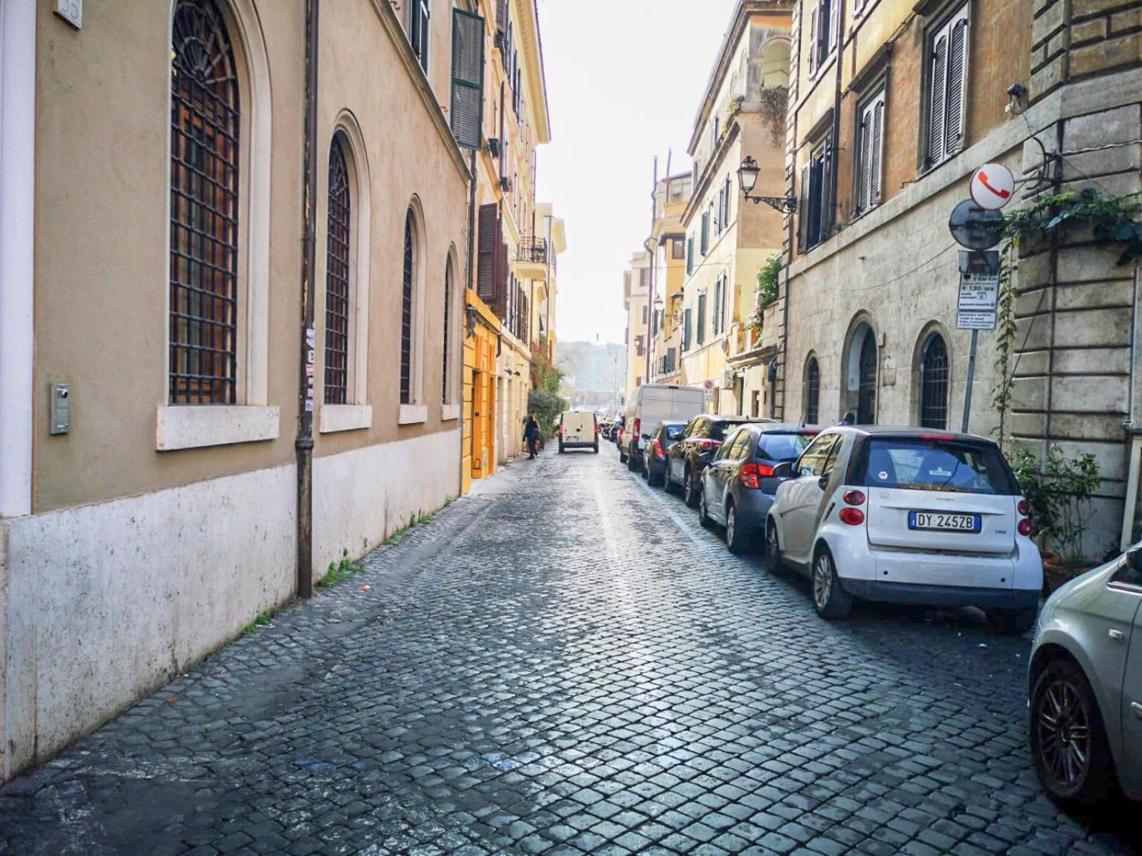 Flatinrome Trastevere Deluxe Rooms - Green Patio المظهر الخارجي الصورة