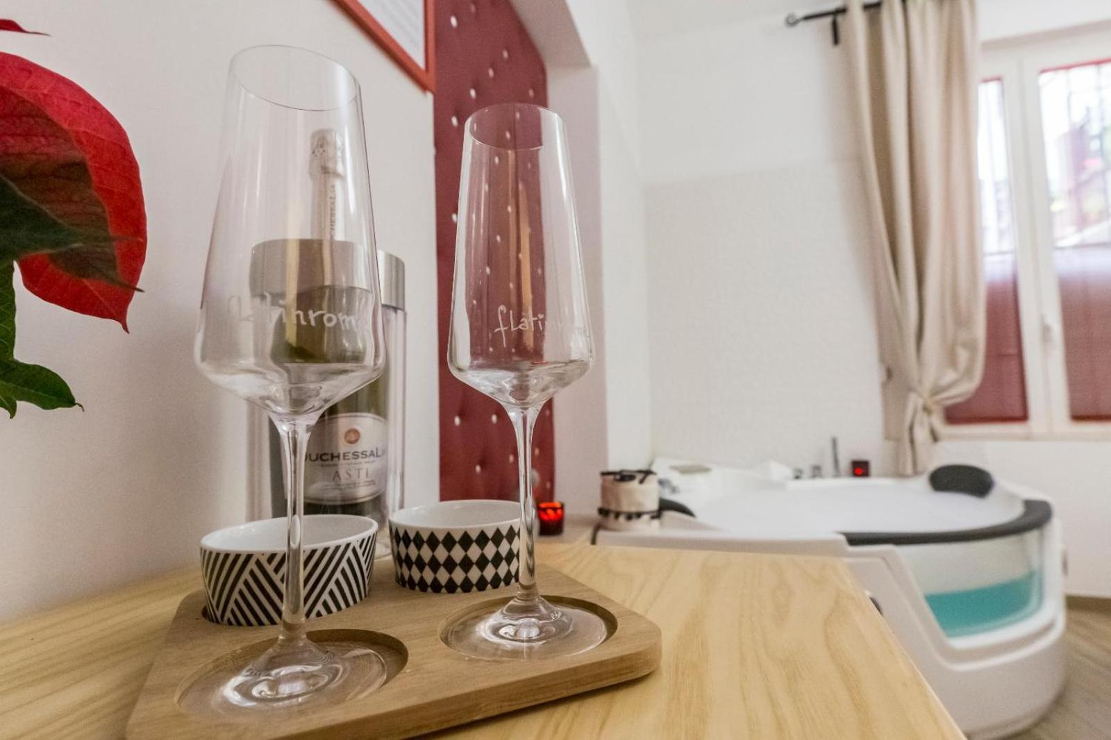 Flatinrome Trastevere Deluxe Rooms - Green Patio المظهر الخارجي الصورة