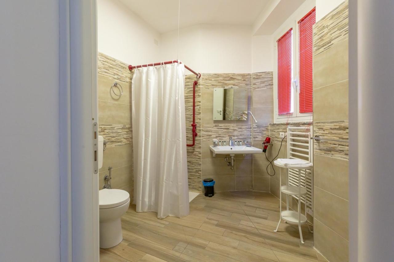 Flatinrome Trastevere Deluxe Rooms - Green Patio المظهر الخارجي الصورة