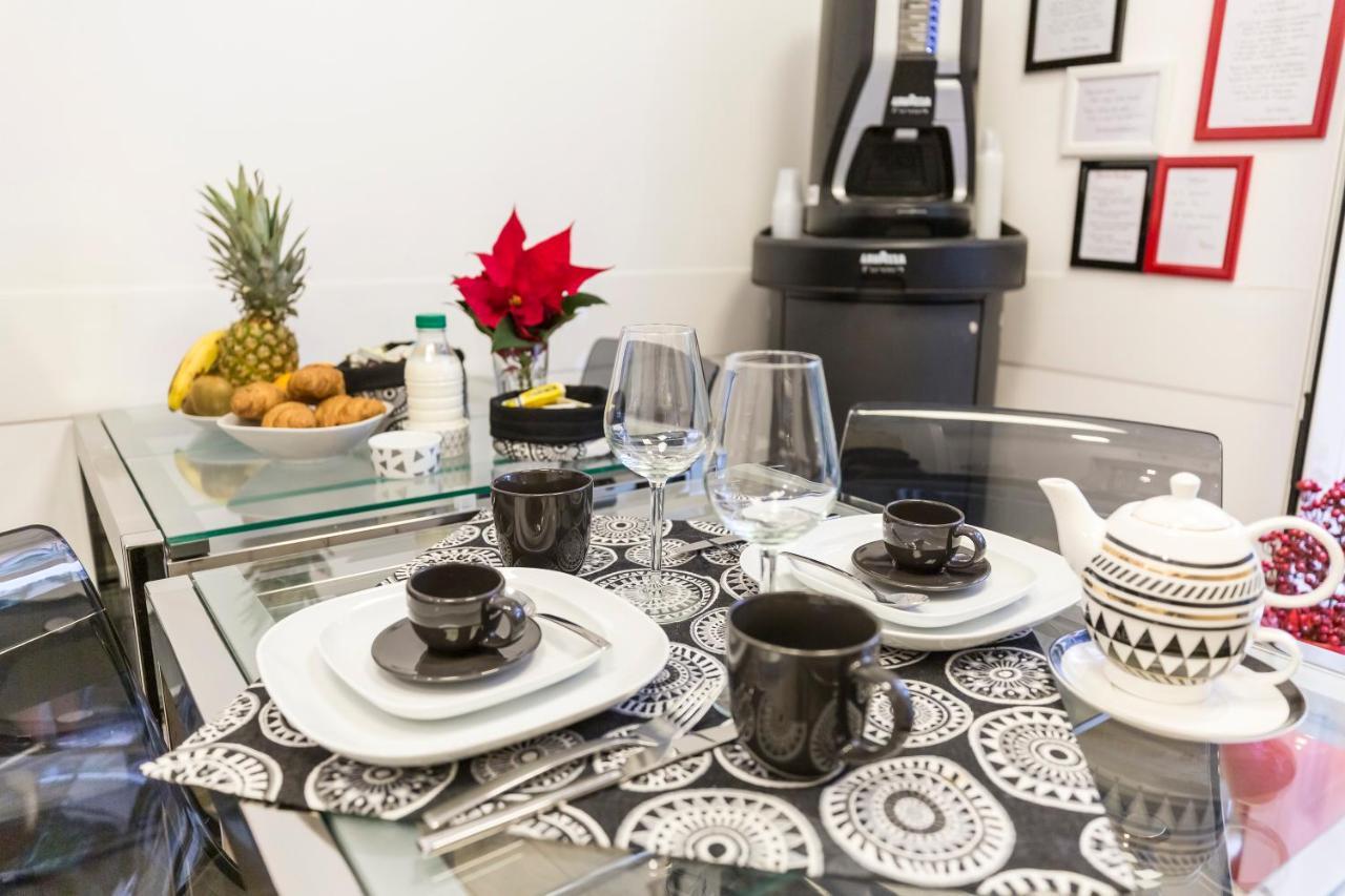 Flatinrome Trastevere Deluxe Rooms - Green Patio المظهر الخارجي الصورة